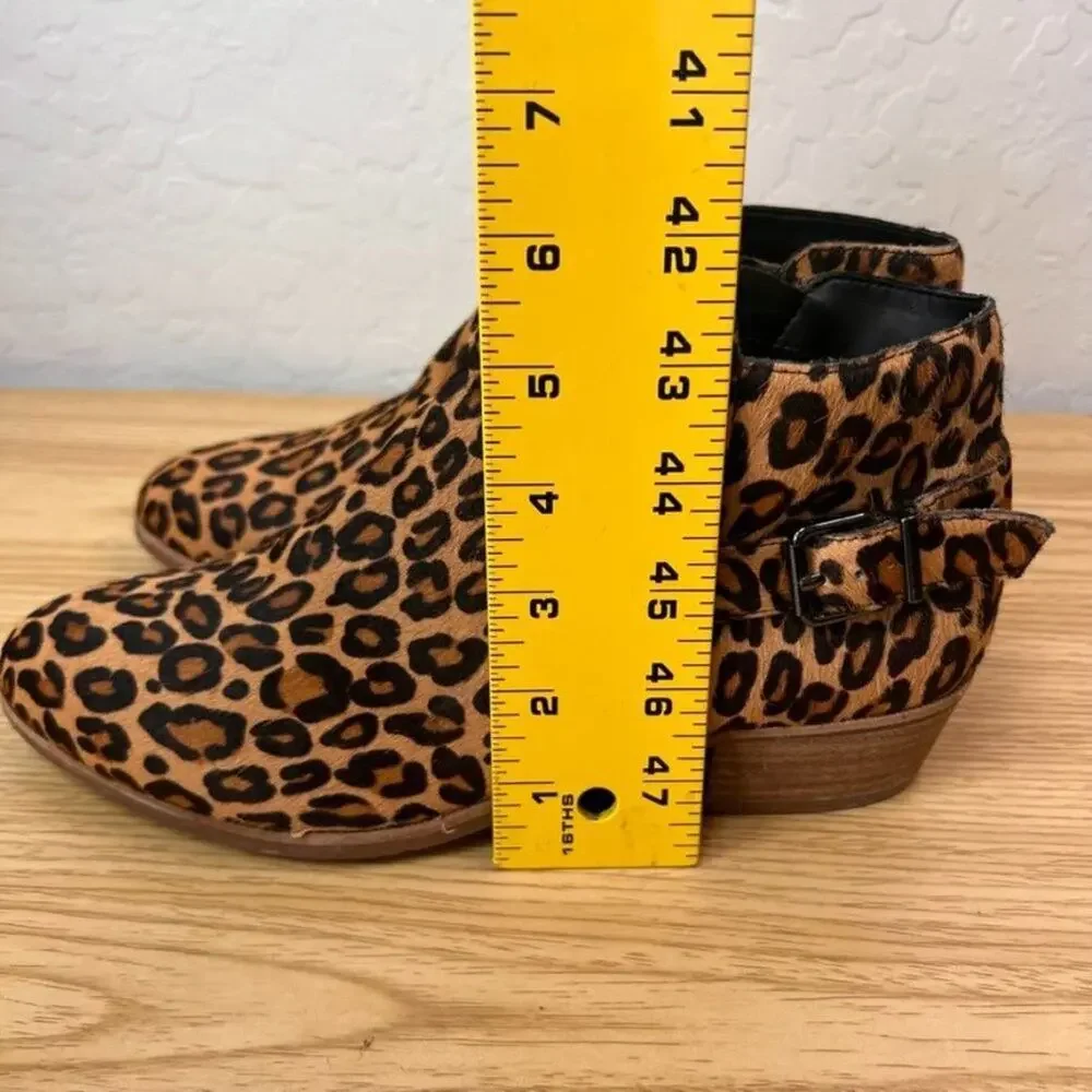 Gianni Bini Bootie Womens 8 Brown Torloni Calf Hair Leopard Stacked Heel Buckle